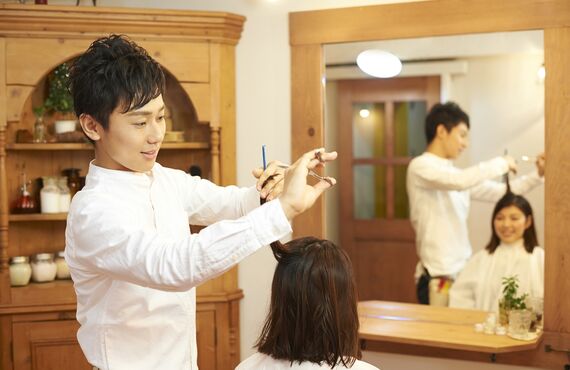 拝島にある高リピート率の美容院(vivarc)で希少なミネコラをお試しください