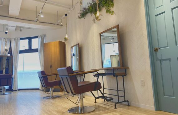 拝島でゆるふわパーマができる美容院！ｖｉｖａｒｃ